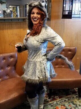 Dreamgirl Silver Wolf Sexy Costume w/slip-on Boot Covers - L